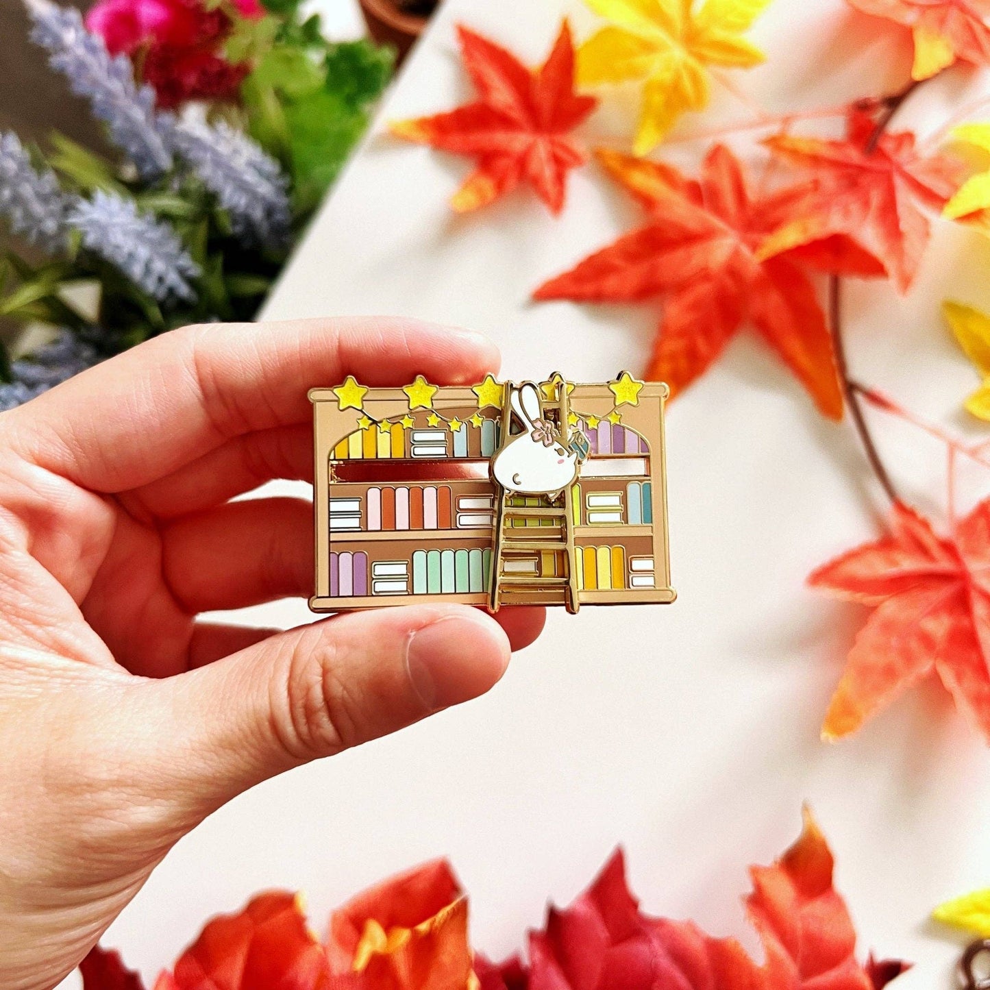 Enamel Pin - Bookshelf (Interactive Slider)