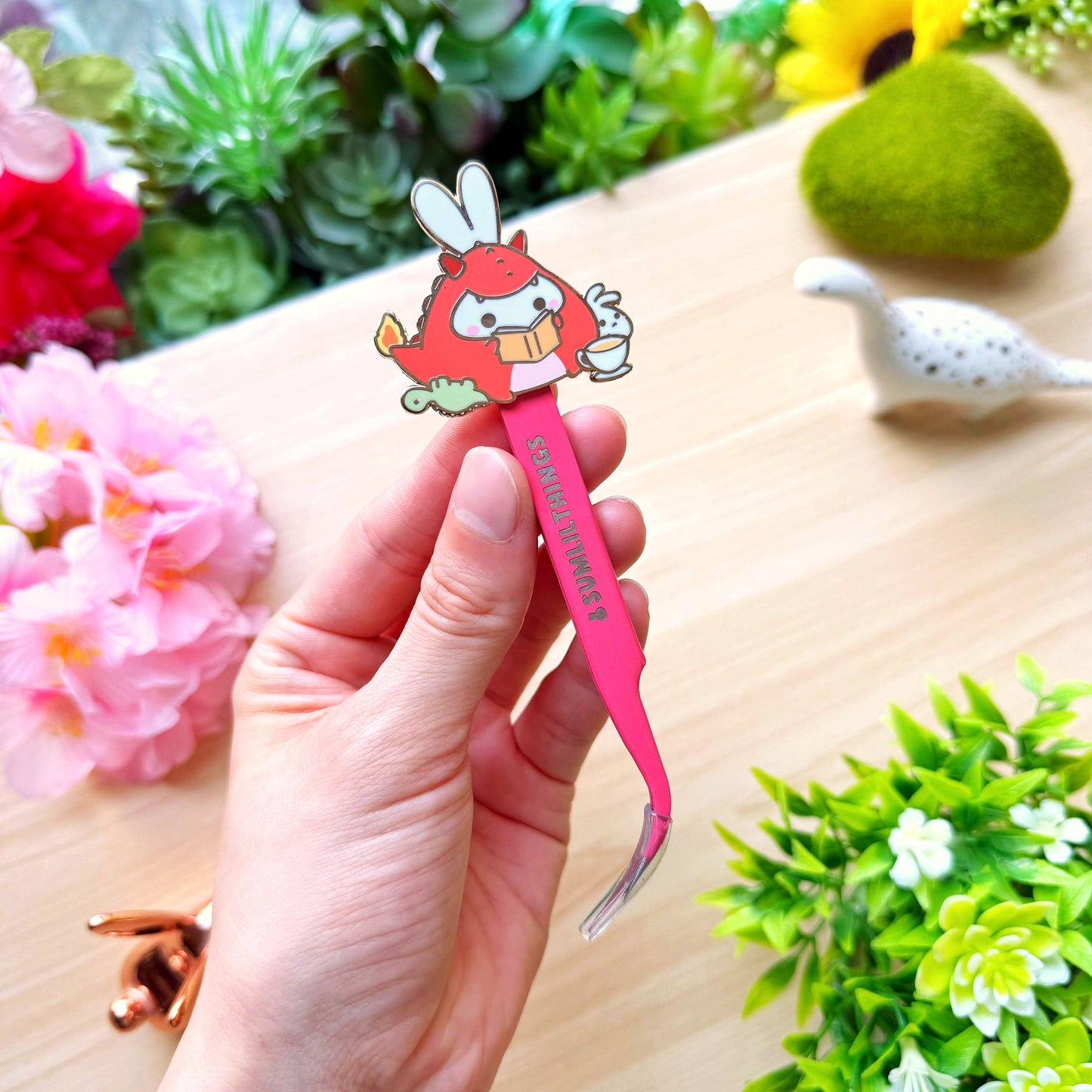 Enamel Sticker Tweezer - Lil' Dragon Reads (Fine Point)
