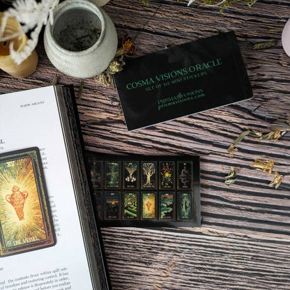 Visions Sticker Book: Prisma Visions Tarot