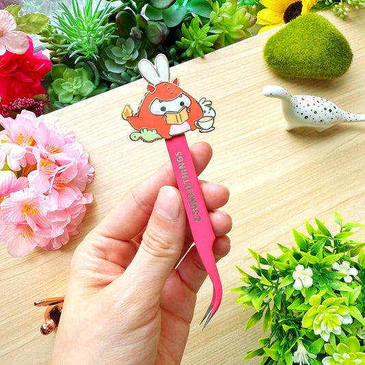 Enamel Sticker Tweezer - Lil' Dragon Reads (Fine Point)