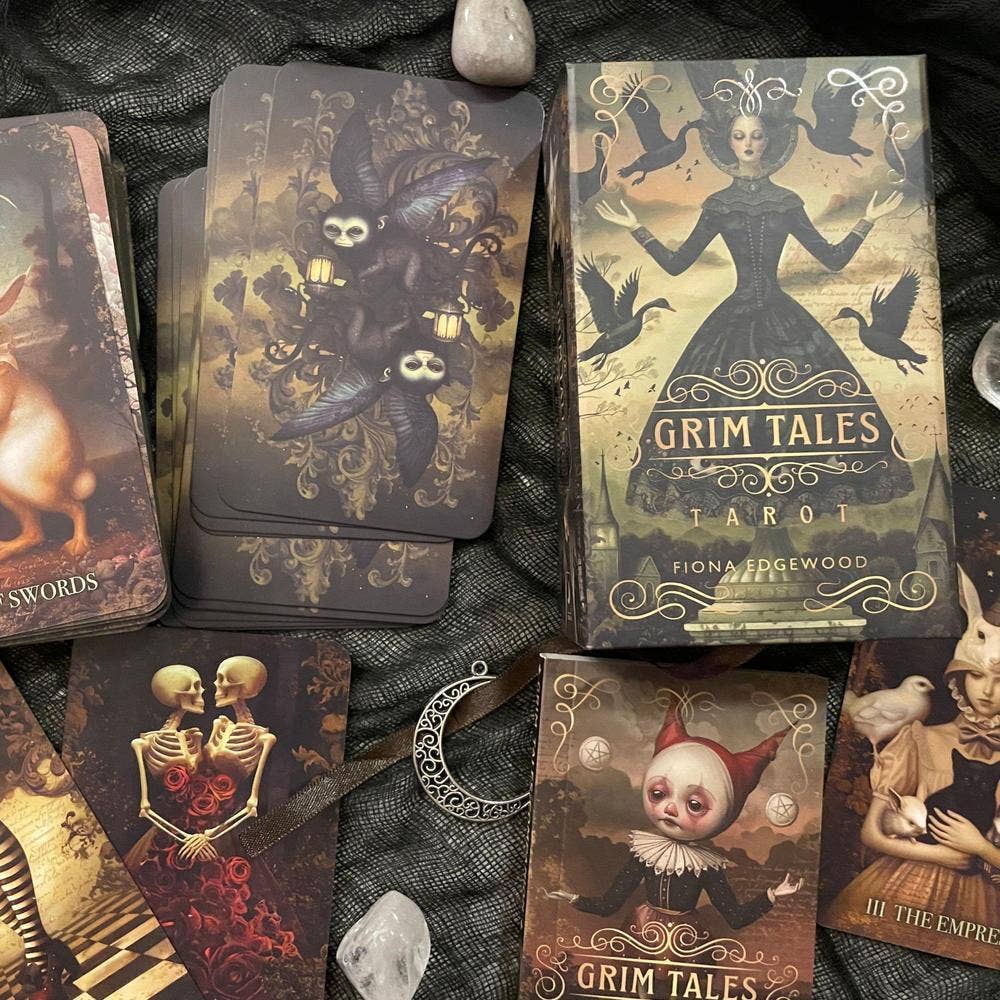 Grim Tales Tarot Kit: A Gothic Fairytale Tarot Deck