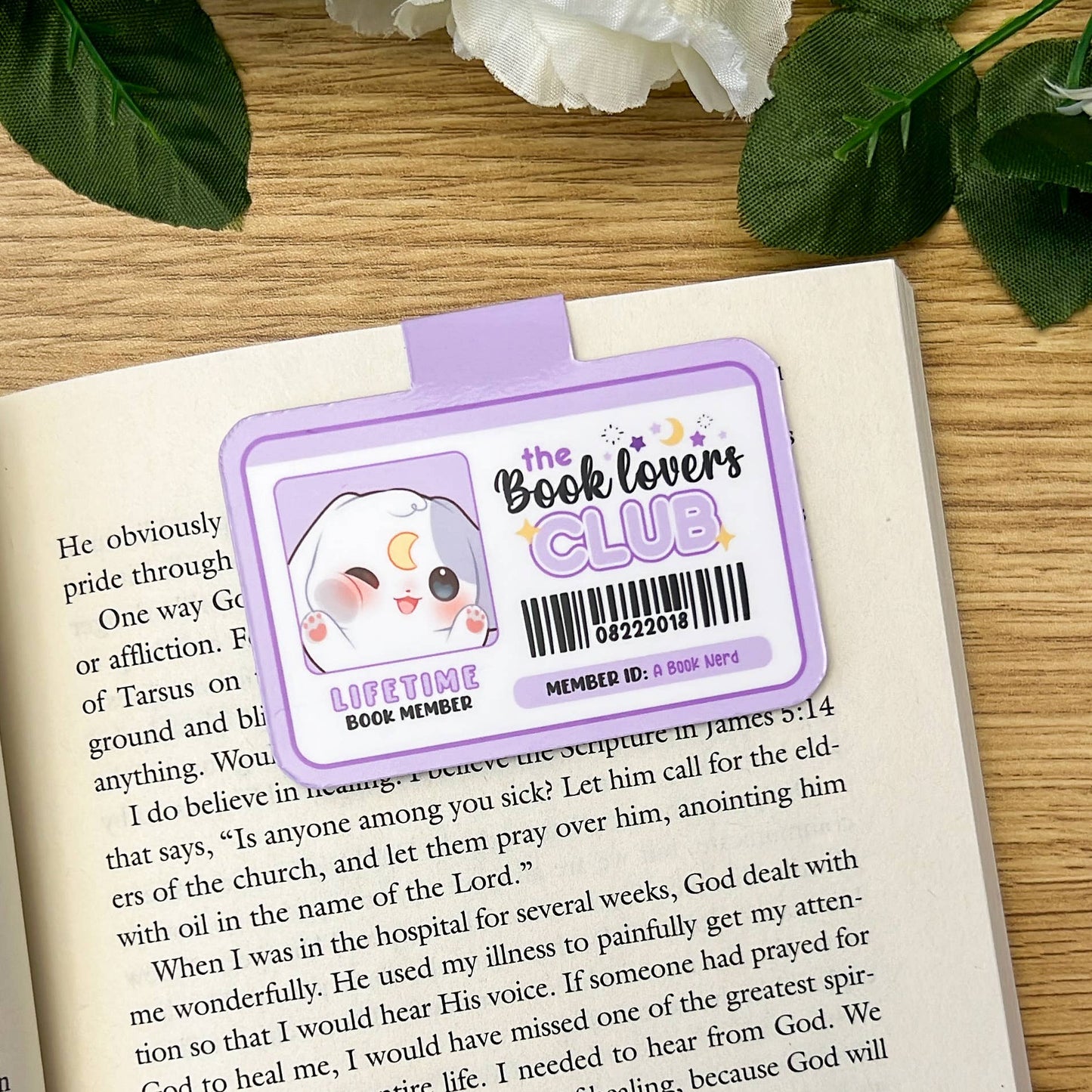 Book Lovers Club Friends Magnetic Bookmark: B2: The Bookaholic - Mochi
