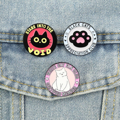 Pinori - Cat Fan Club Enamel Pin: Red