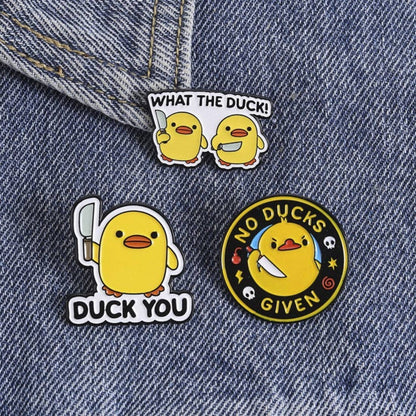 Pinori Funny Duck Enamel Pin: YLWWHT