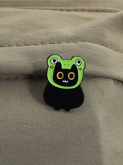 Pinori - Yellow Eyes Cute Black Cat Brooch: D