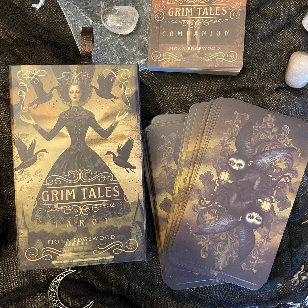Grim Tales Tarot Kit: A Gothic Fairytale Tarot Deck